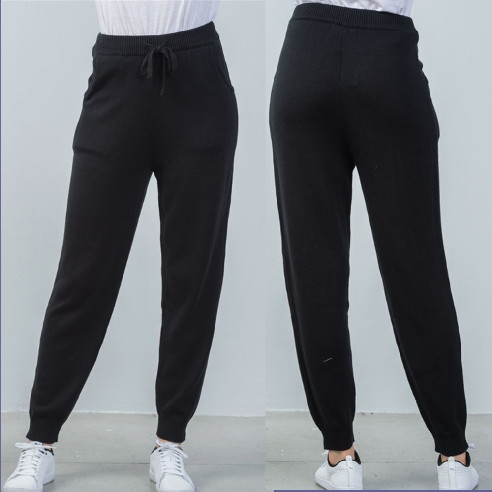 SOLLD OUT BLACK KNIT JOGGERS NO OFFERS - Picture 3 of 3